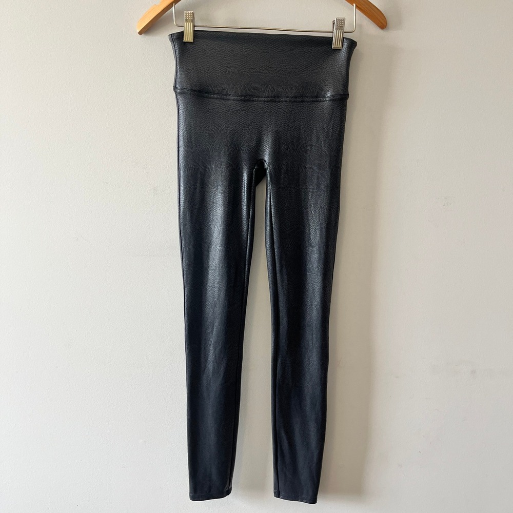 Spanx Faux Leather Croc Embossed Leggings Black Small High Waisted Shaping